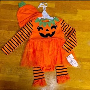Little Lass Baby Halloween Pumpkin Outfit-24 month NWT